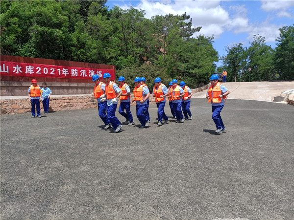 以練為戰(zhàn) -青島水務海潤自來水集團開展2021年嶗山水庫防汛應急演練